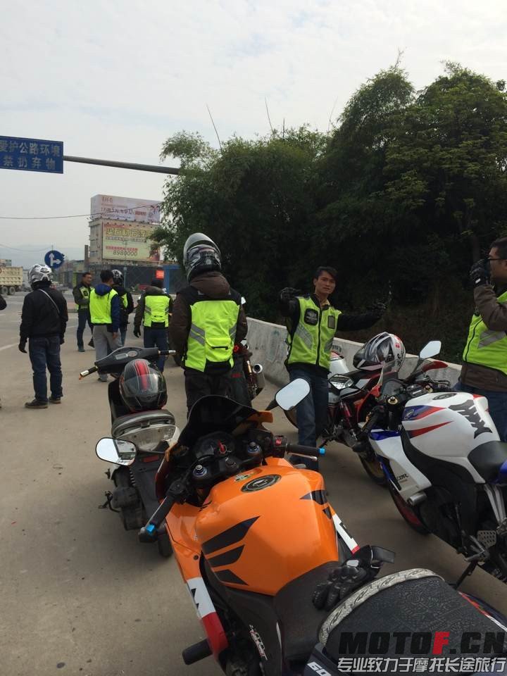 QQ图片20141121215715.jpg