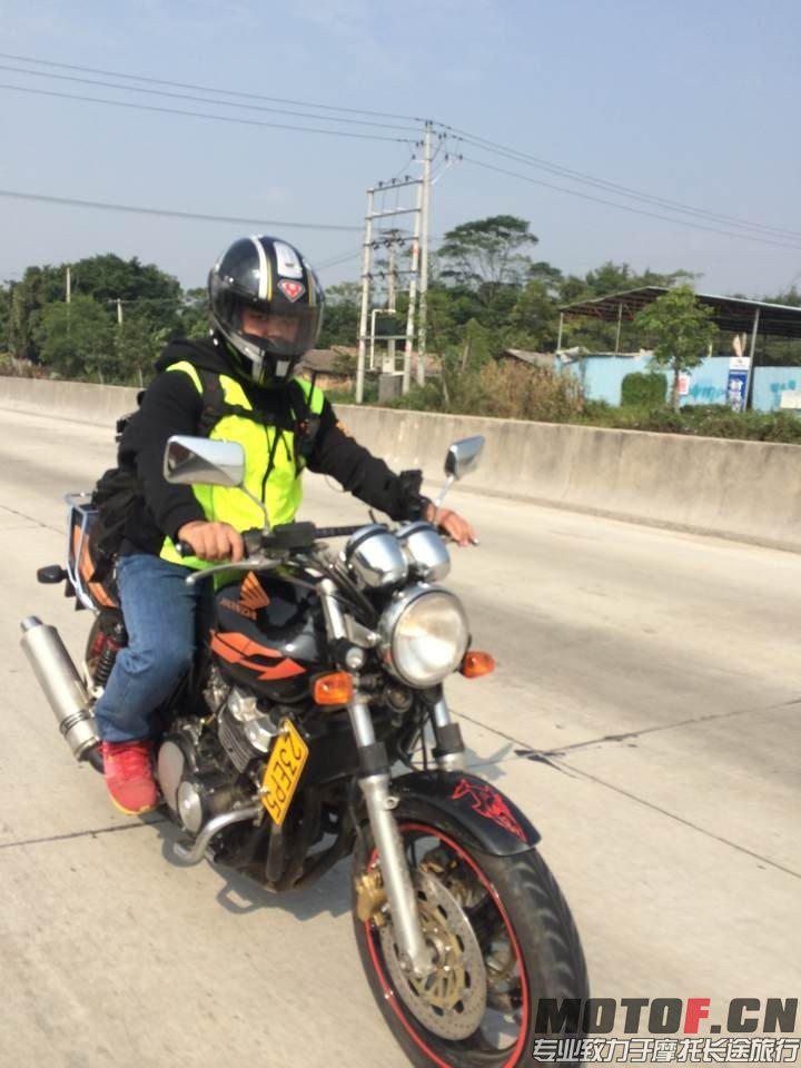 QQ图片20141121215723.jpg