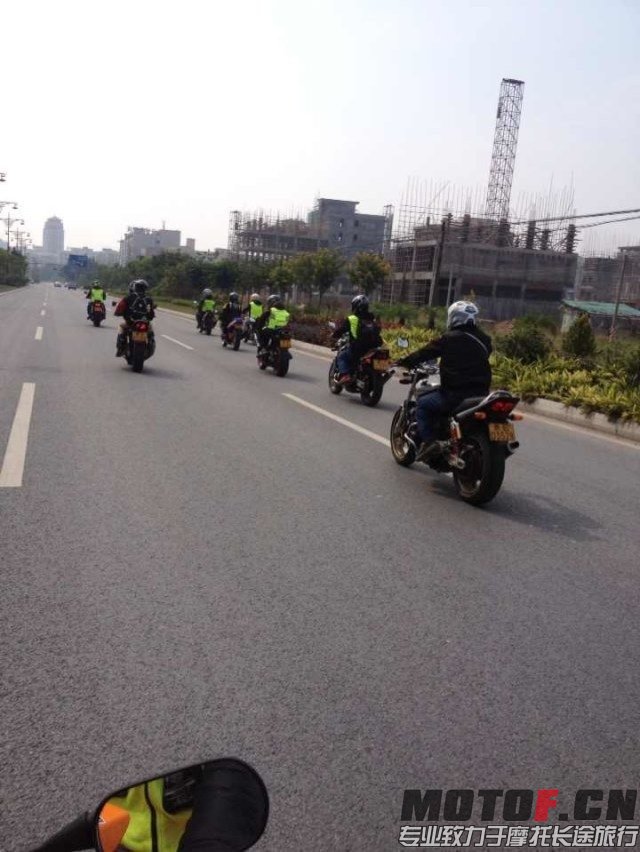 QQ图片20141122000411.jpg