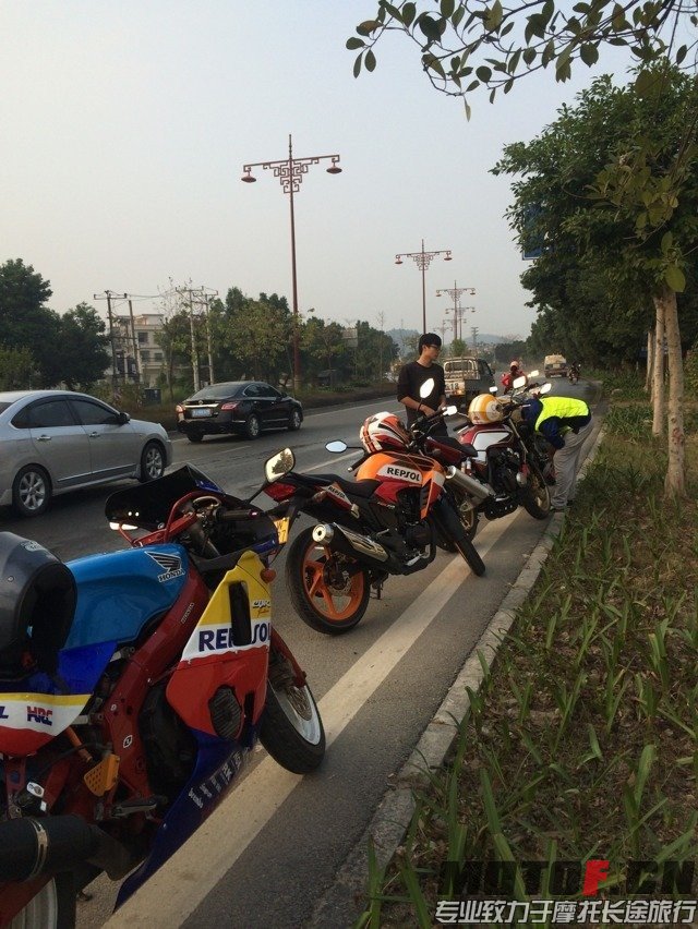 QQ图片20141122000249.jpg