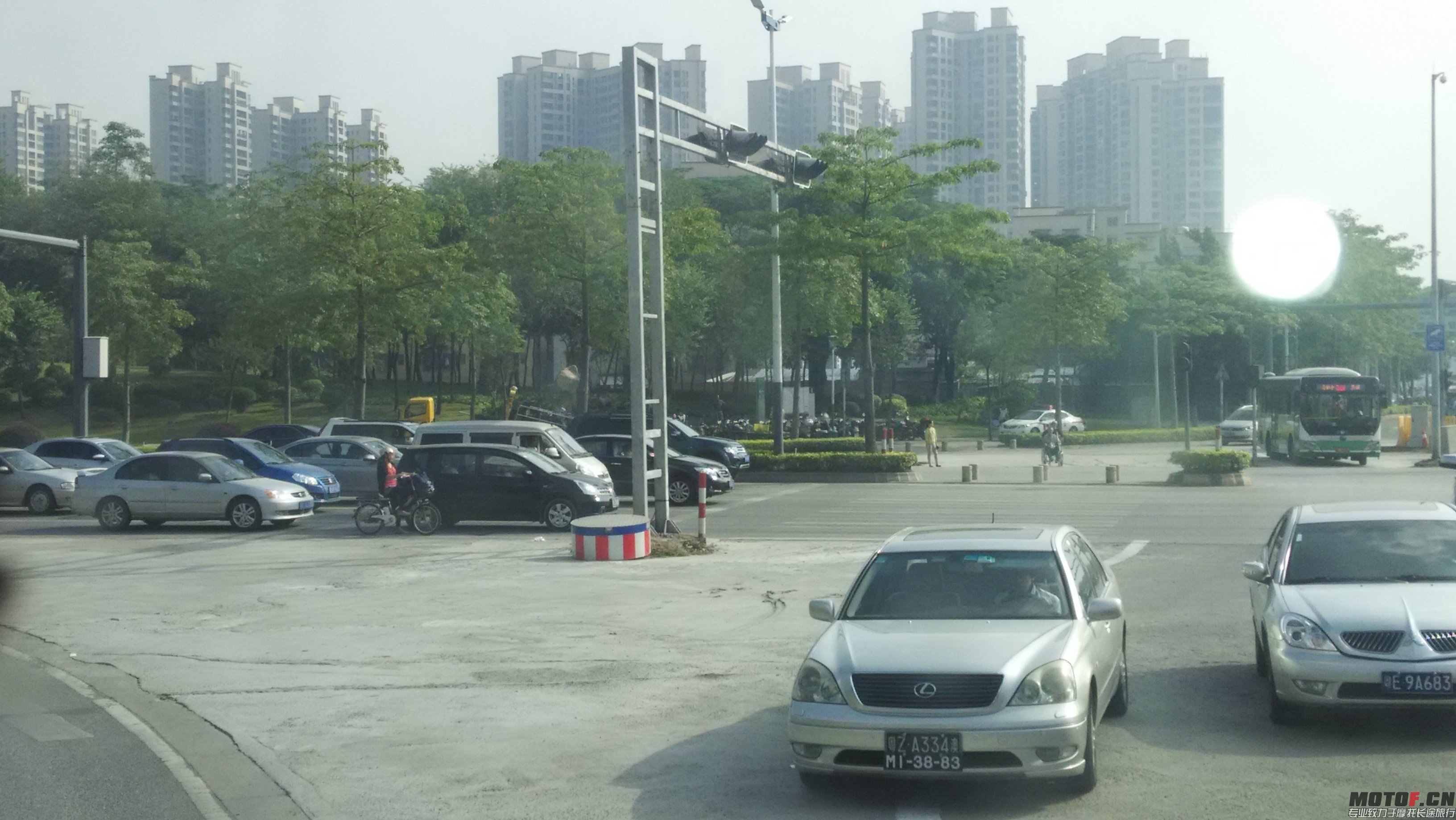 一早就满满一车