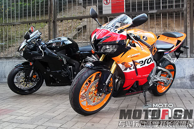 2013_honda_cbr600rr_03.jpg