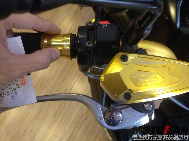 QQ图片20141201131903.jpg