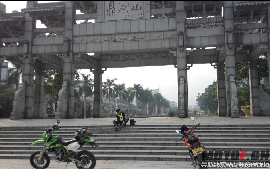 QQ图片20141205183337.png