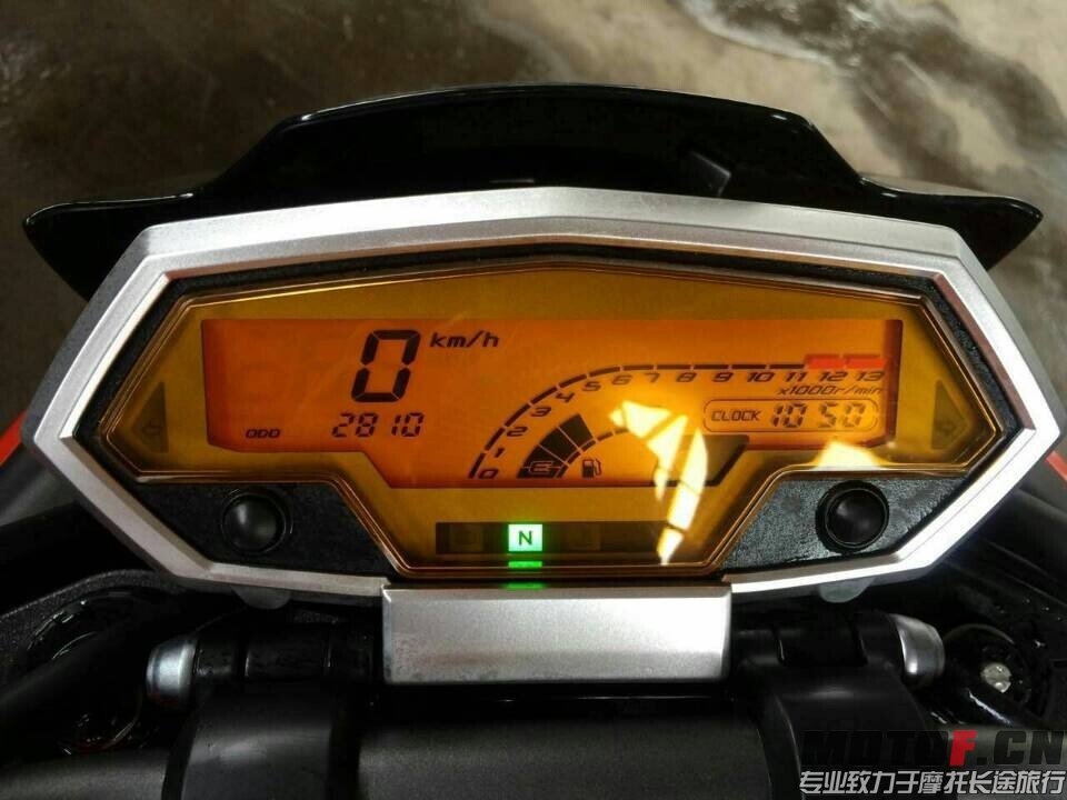 QQ图片20141209235638.jpg