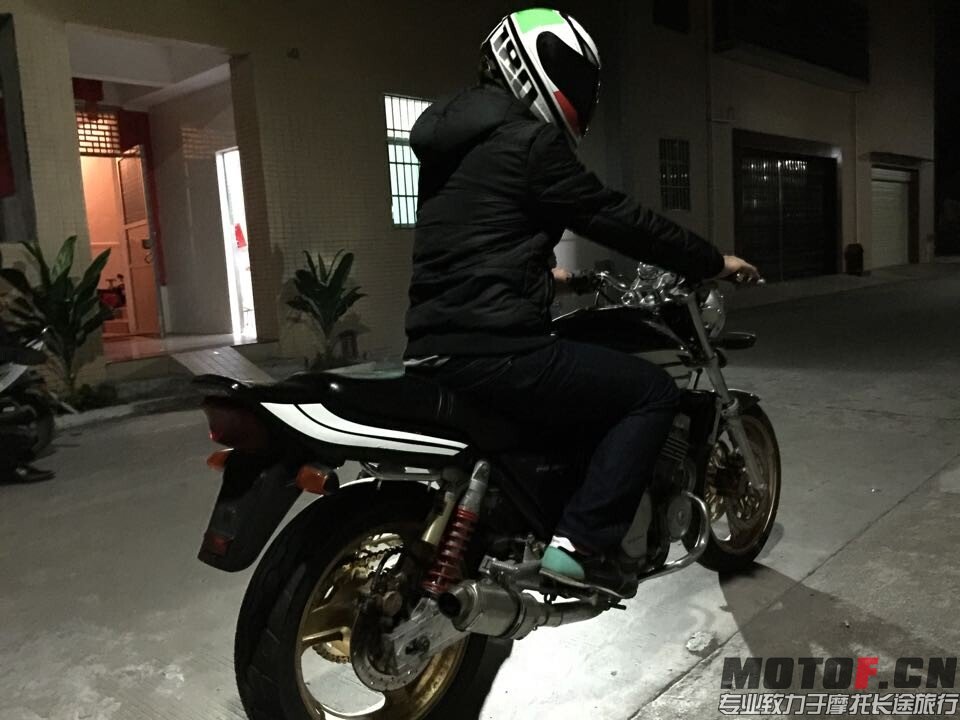 QQ图片20141211210808.jpg