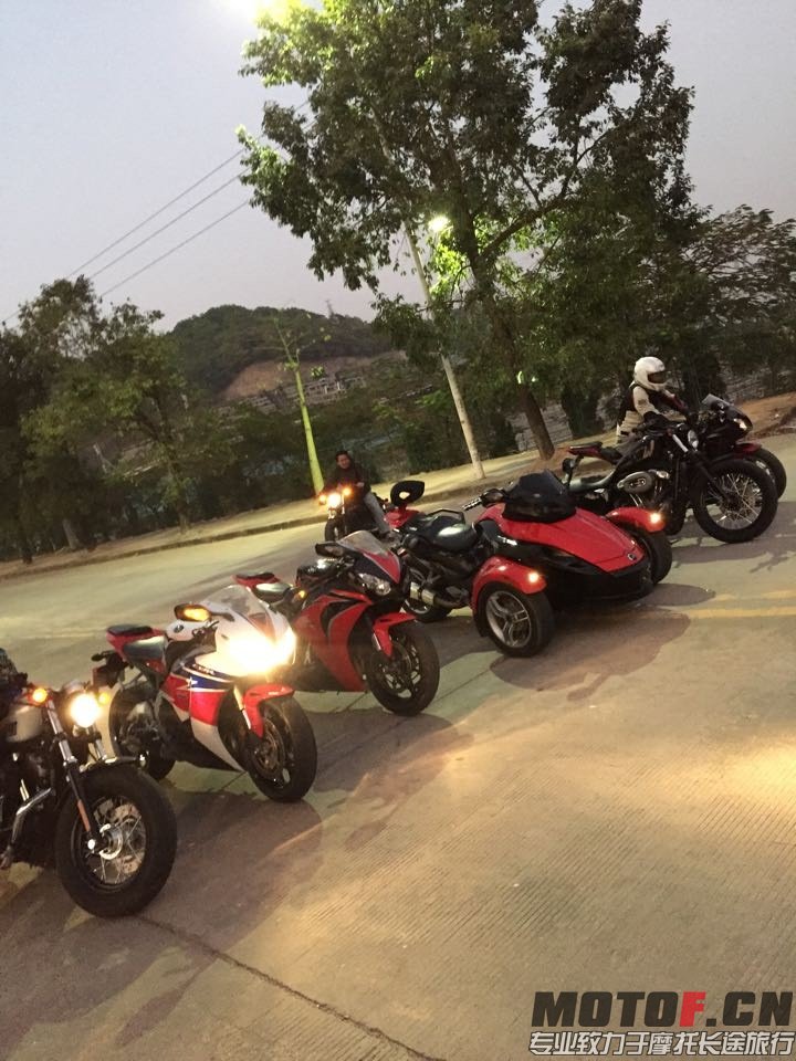 QQ图片20141214194621.jpg