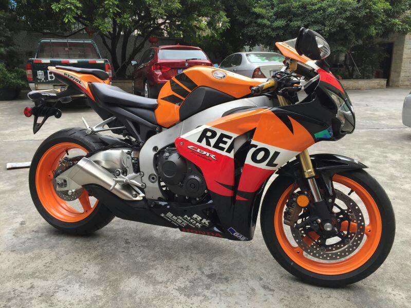 143136fz7lbt5xlxokbl6t.jpg.thumb-1.jpg