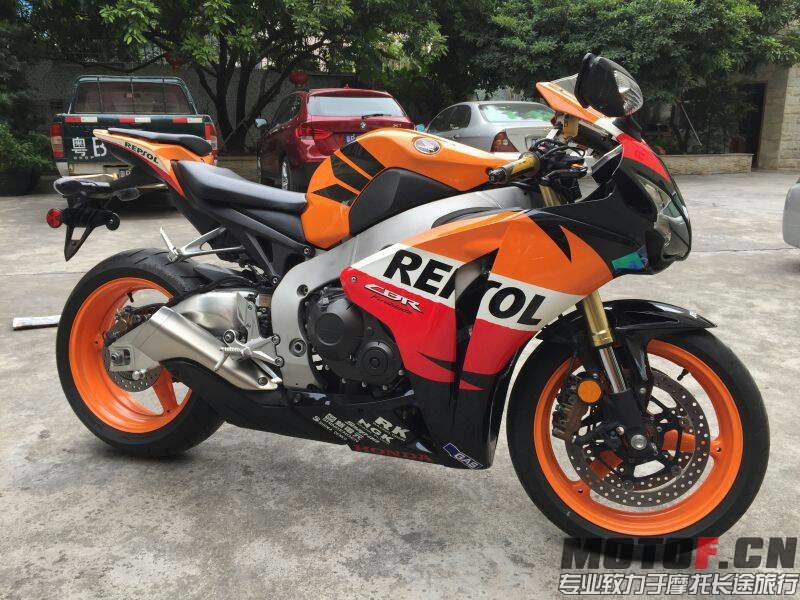 143136fz7lbt5xlxokbl6t.jpg.thumb-1.jpg