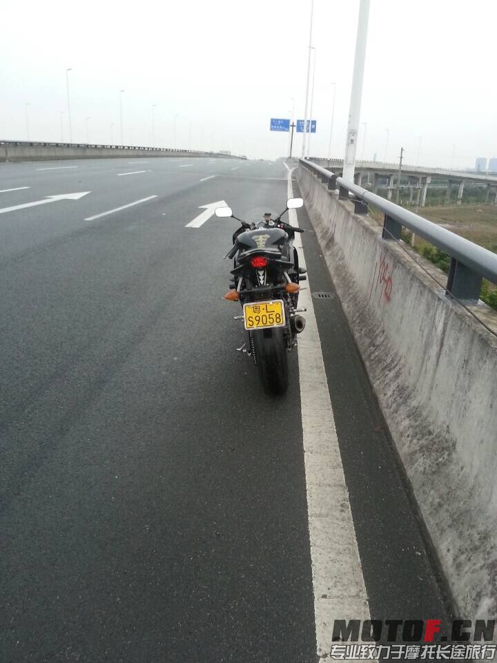 QQ图片20141220210752.jpg