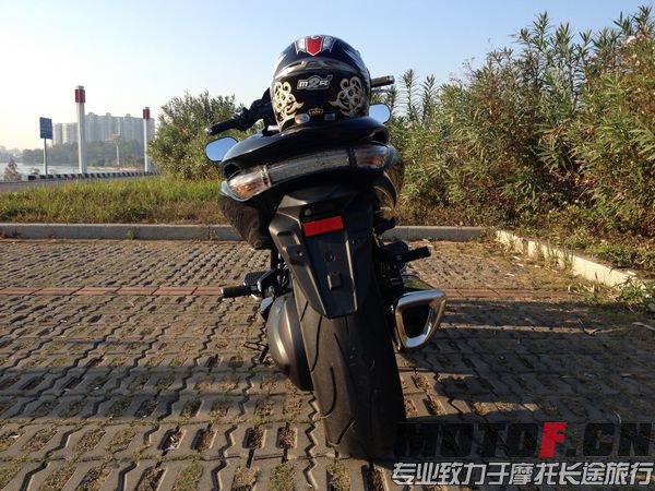 QQ图片20141220231146.jpg