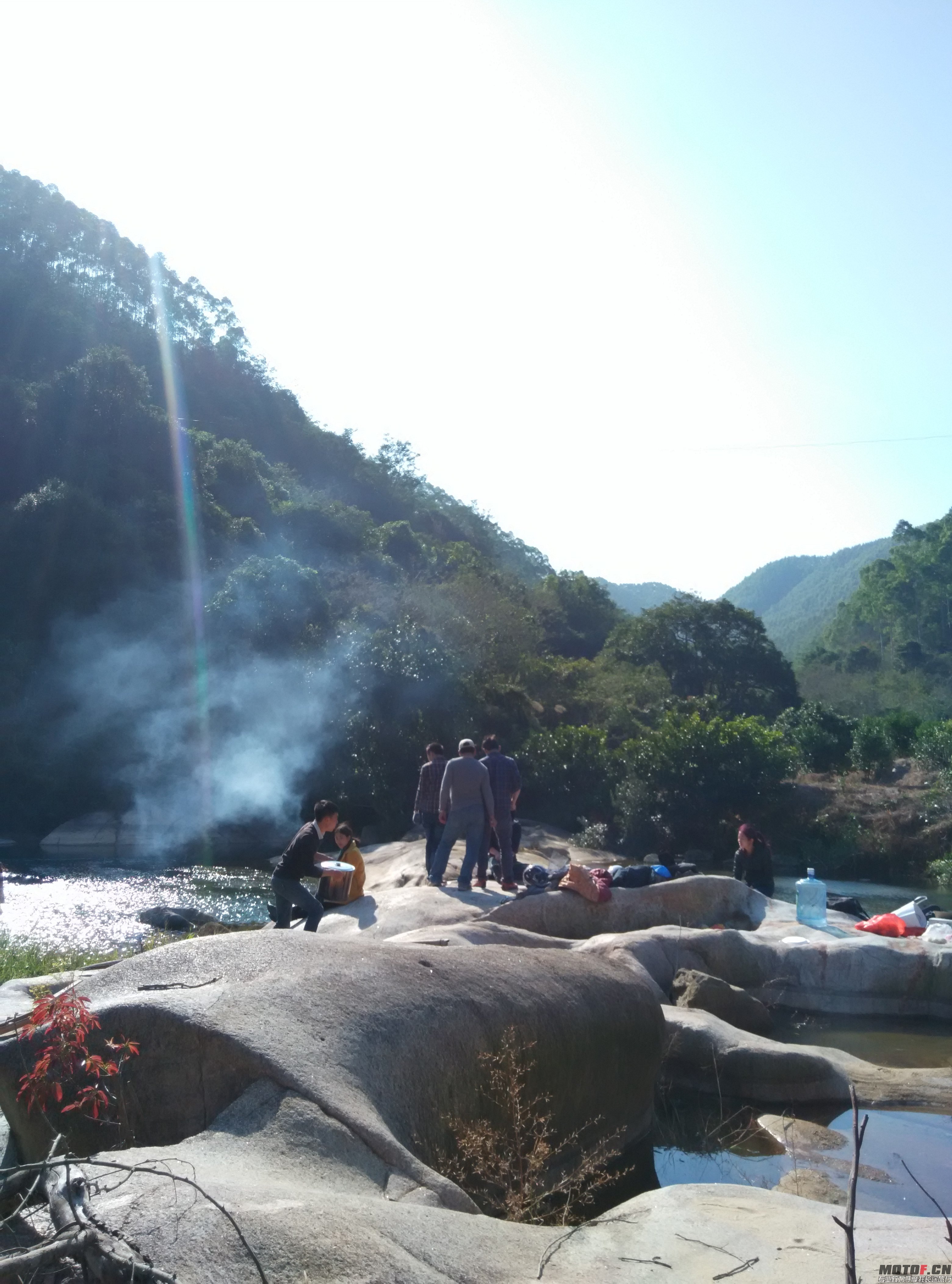 QQ图片20141222230259.jpg