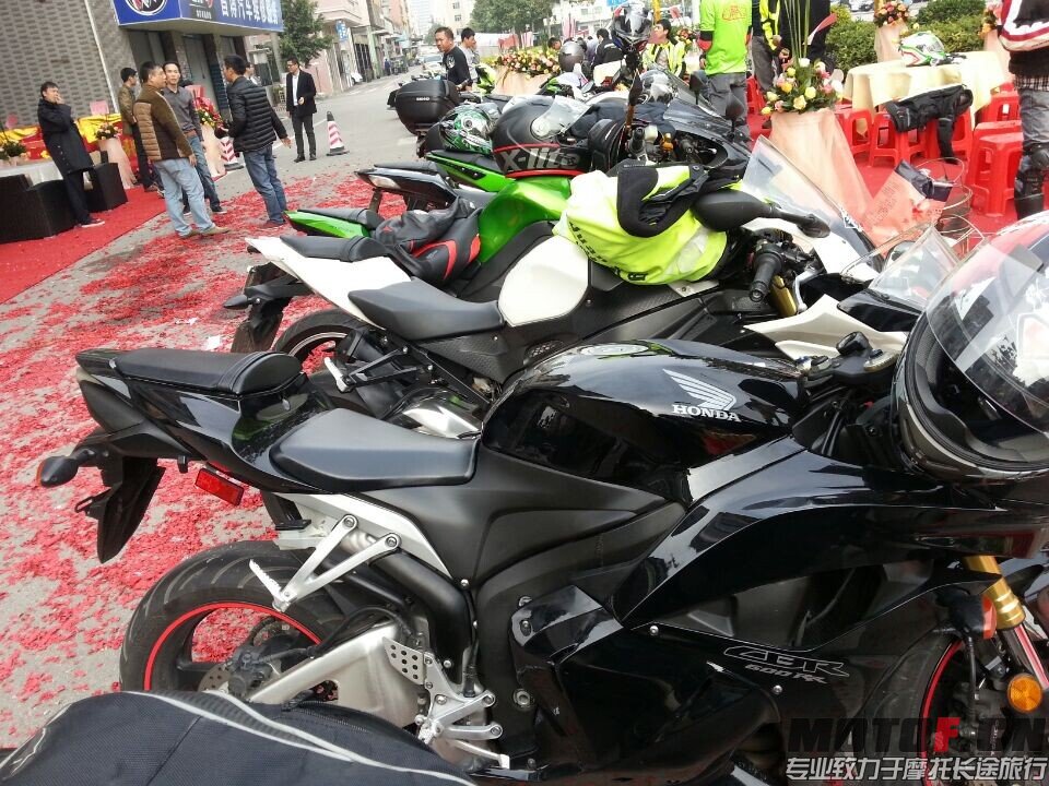QQ图片20141225145612.jpg