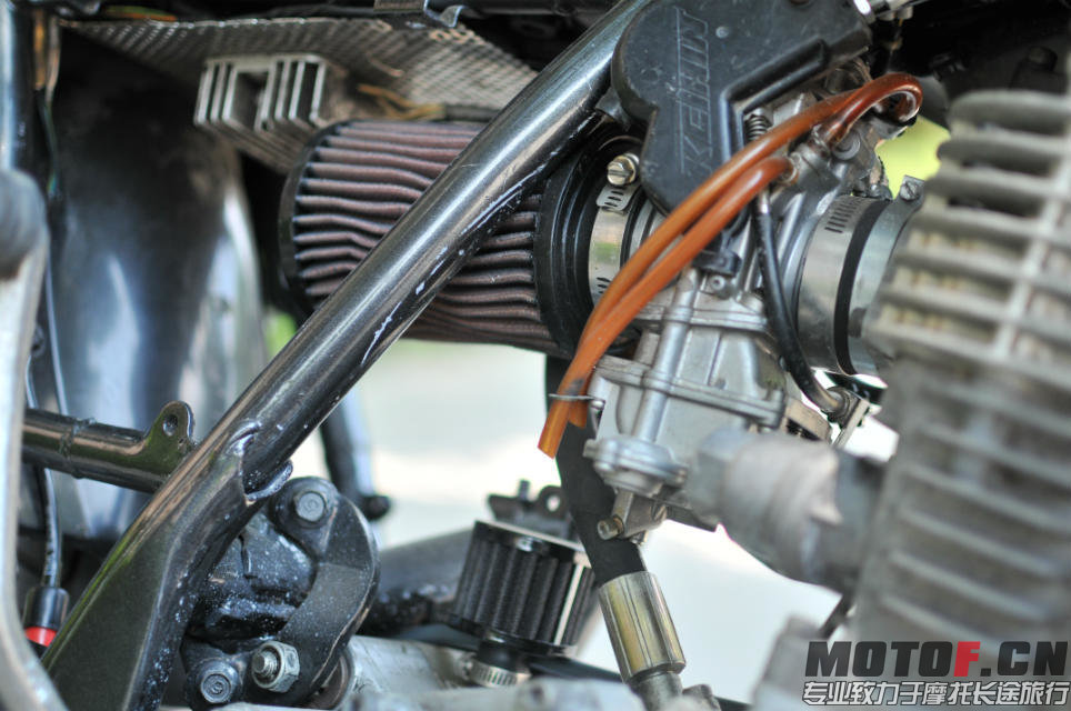 SR400 Café Racer-6.jpg