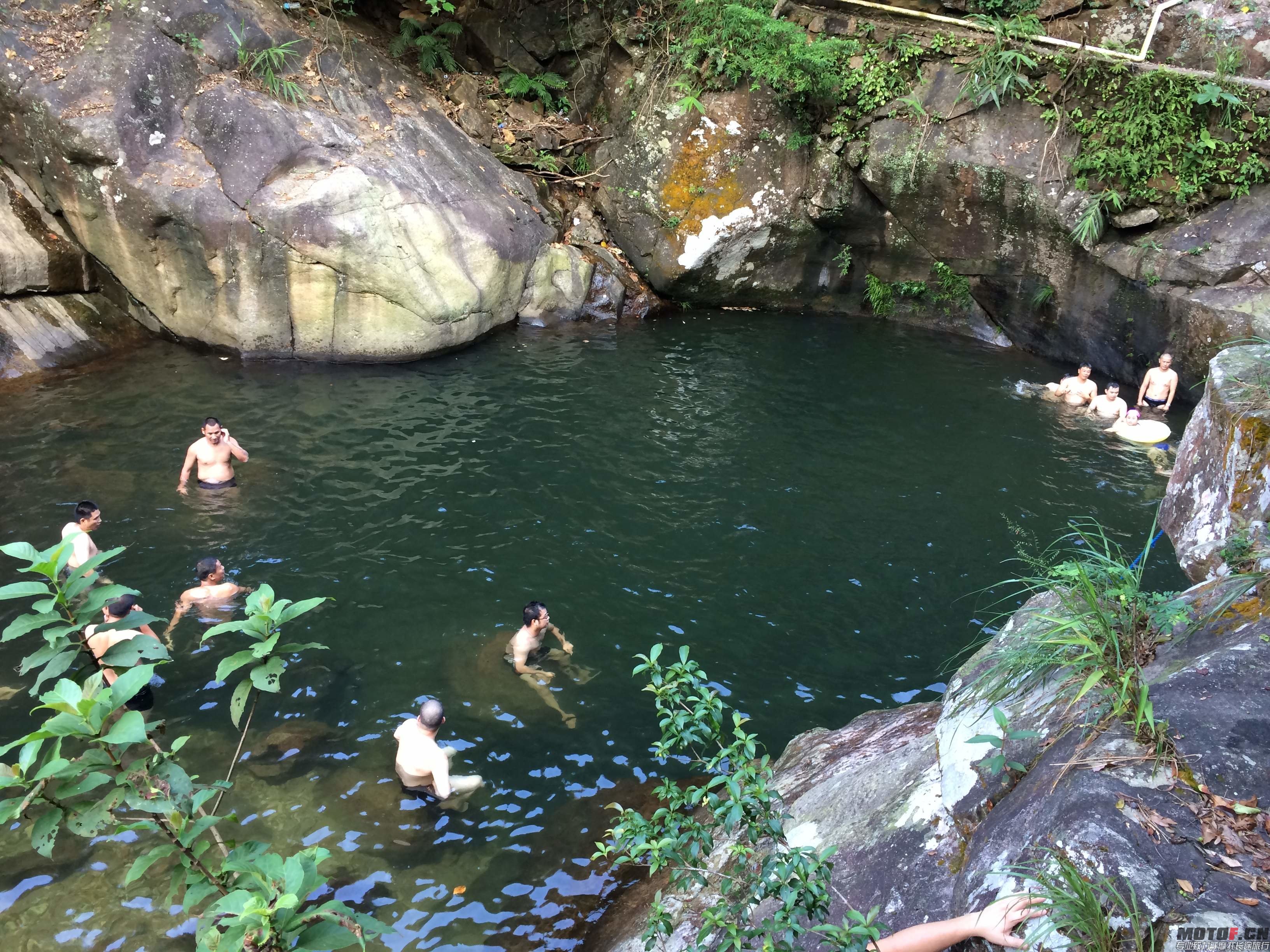 游山又玩水