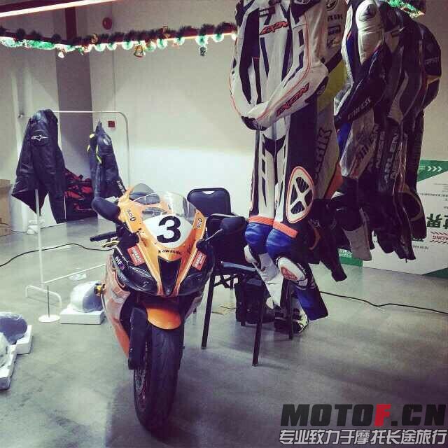 QQ图片20141229151847.jpg