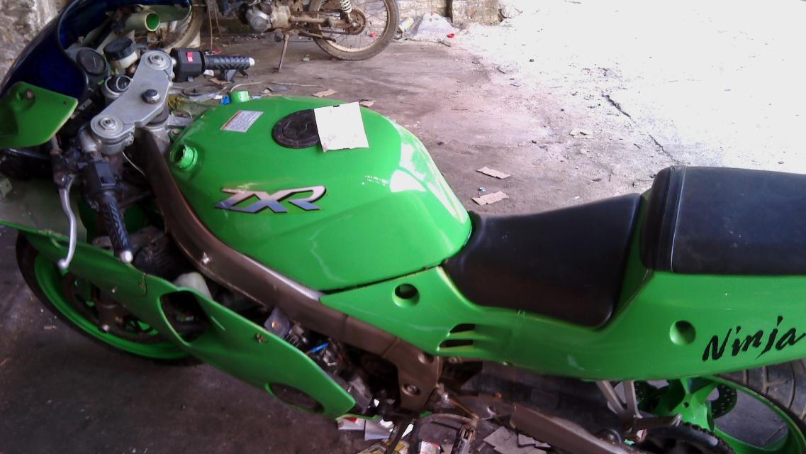ZXR2.jpg