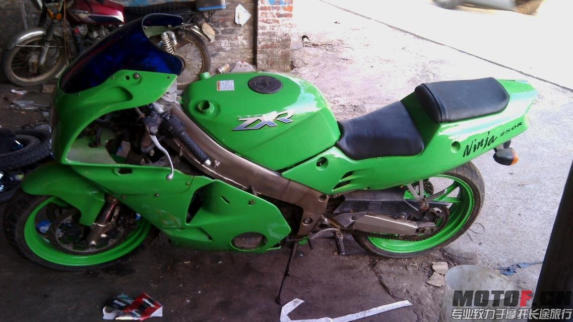 ZXR3.jpg