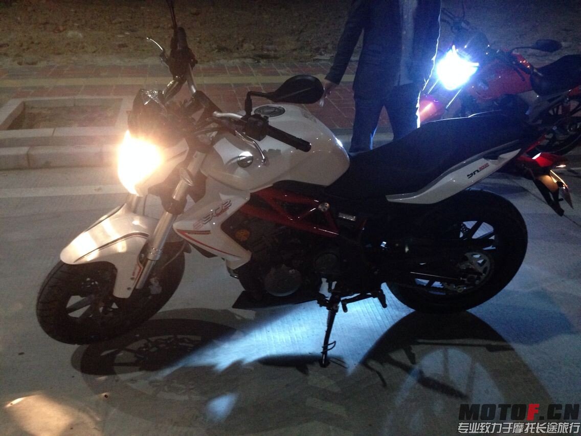 QQ图片20150106195944.jpg