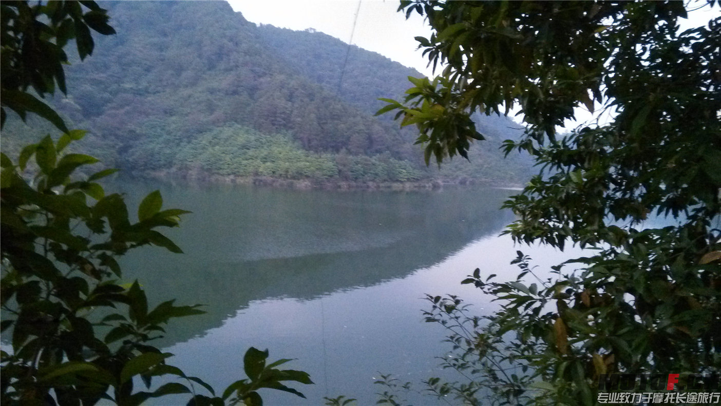 不修饰的自然景观