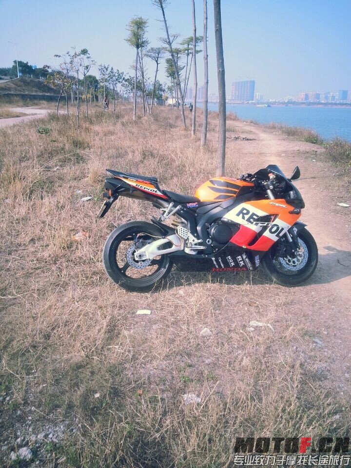 QQ图片20150118161815.jpg