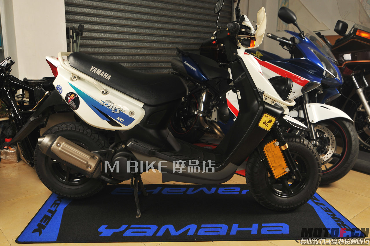YAMAHA 1.jpg