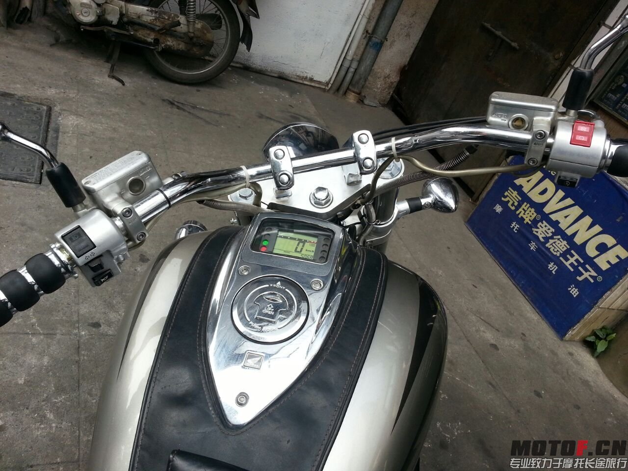 QQ图片20150125150030.jpg