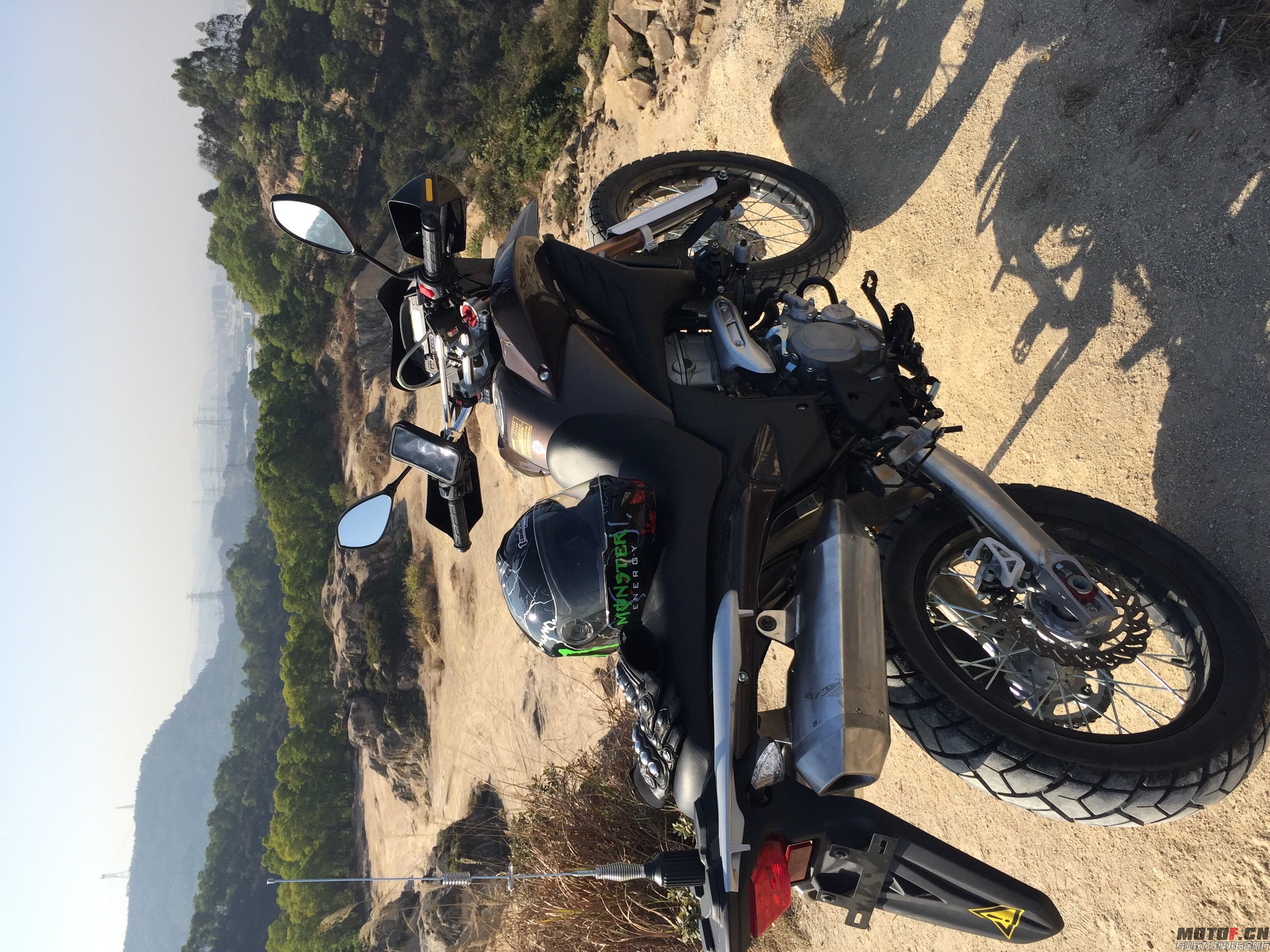 QQ图片20150204160329.jpg