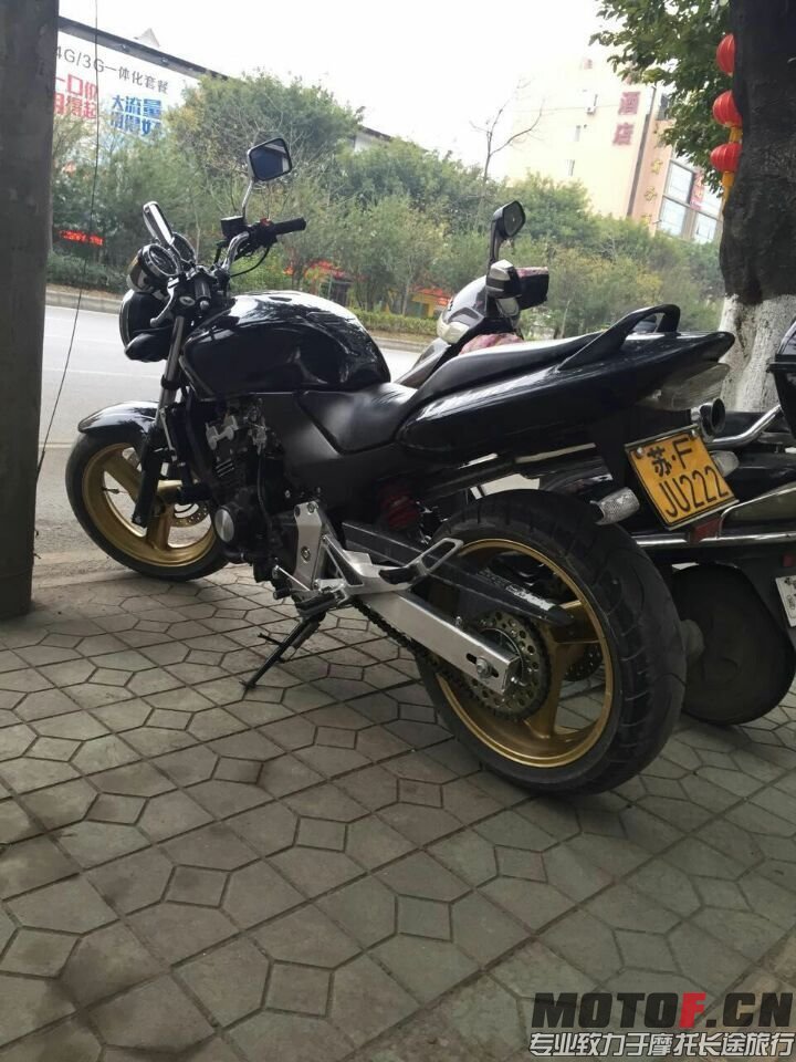 车子左侧333.jpg