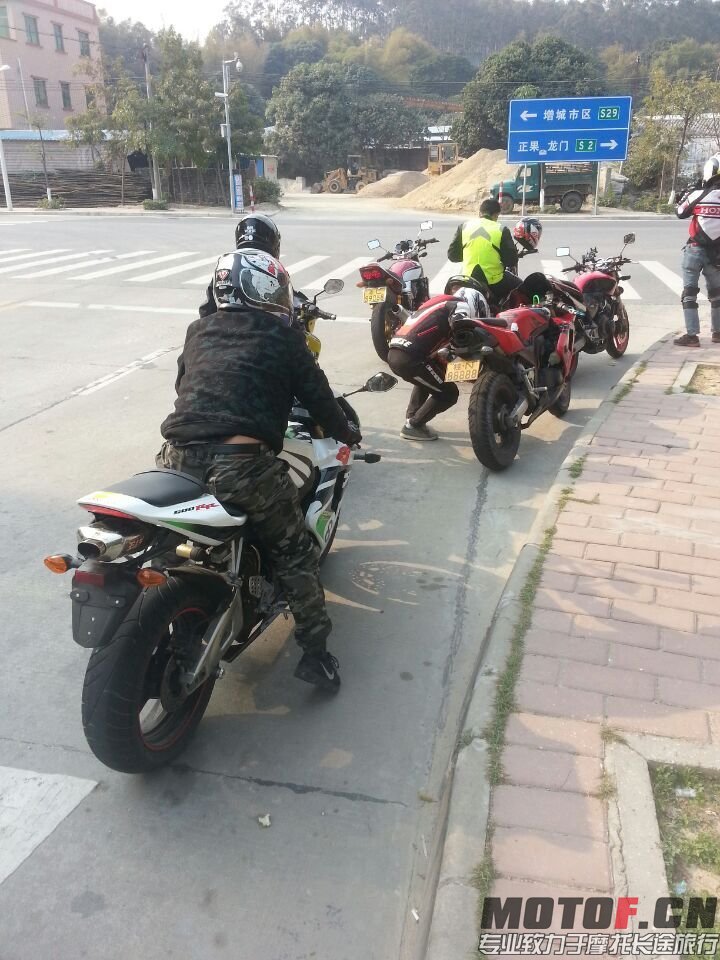 QQ图片20150211155147.jpg