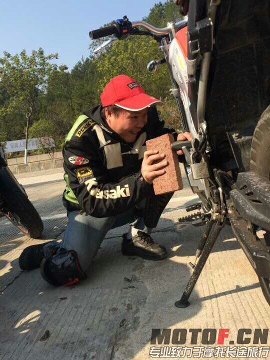 QQ图片20150212214038.jpg