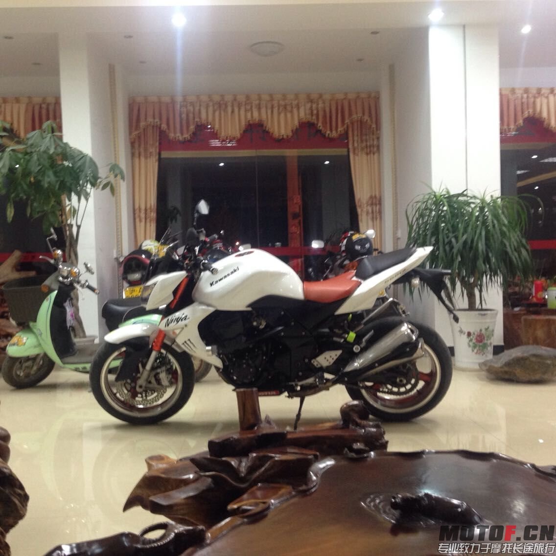 QQ图片20150228001001.jpg