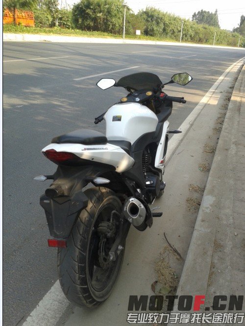 150的CST MAGSPORT刀疤胎