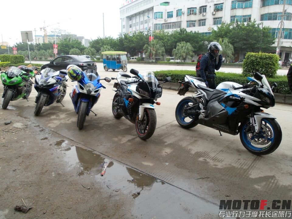 DE43B4178378DB9776DFC394D9B4CF00.jpg