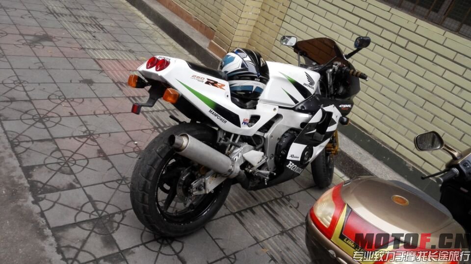 QQ图片20150308220330.jpg