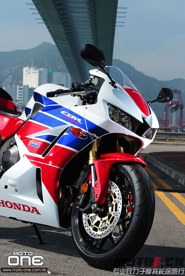 2013_honda_cbr_600_rr_test_29.jpg