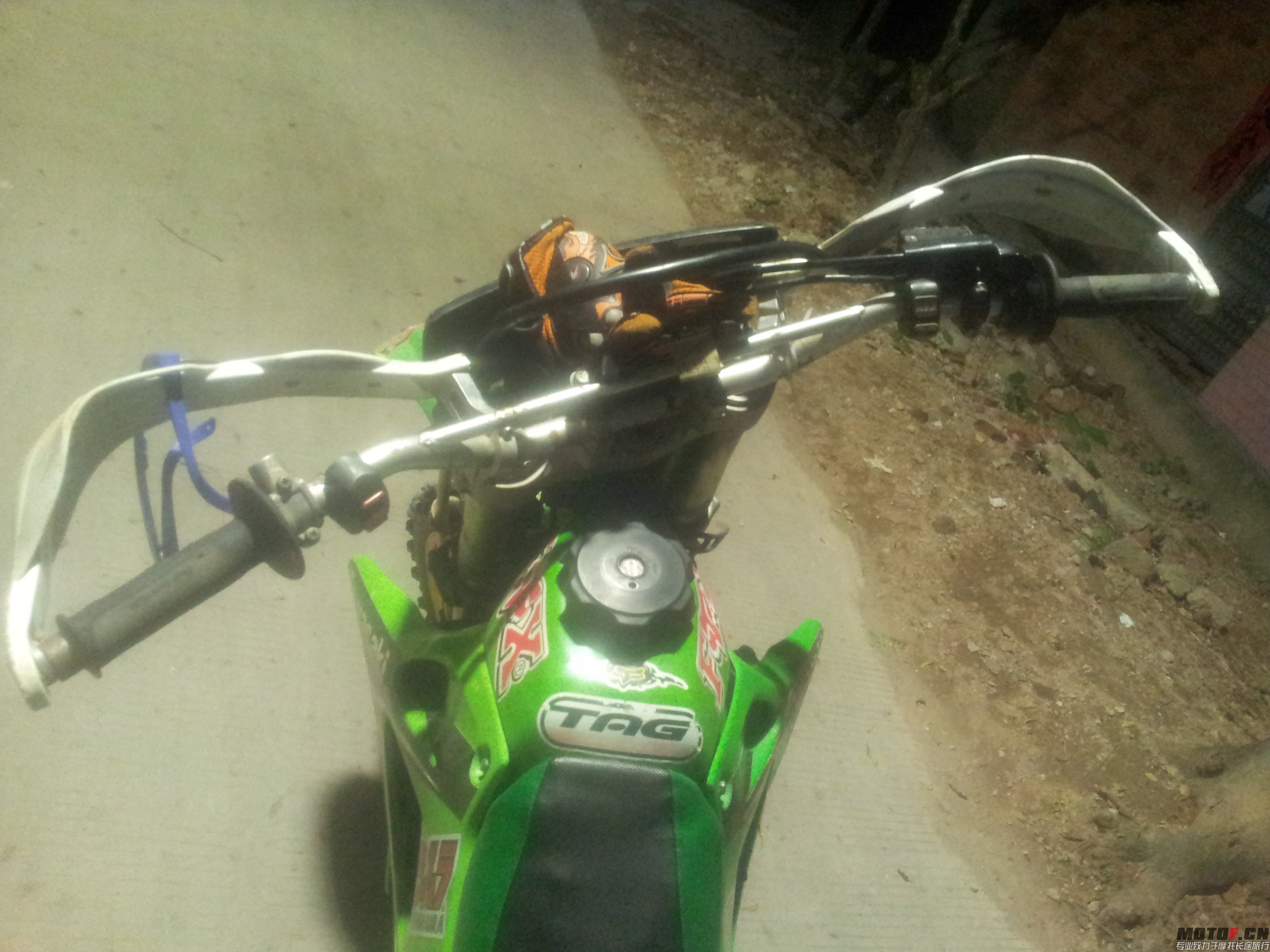 KLX250脚打