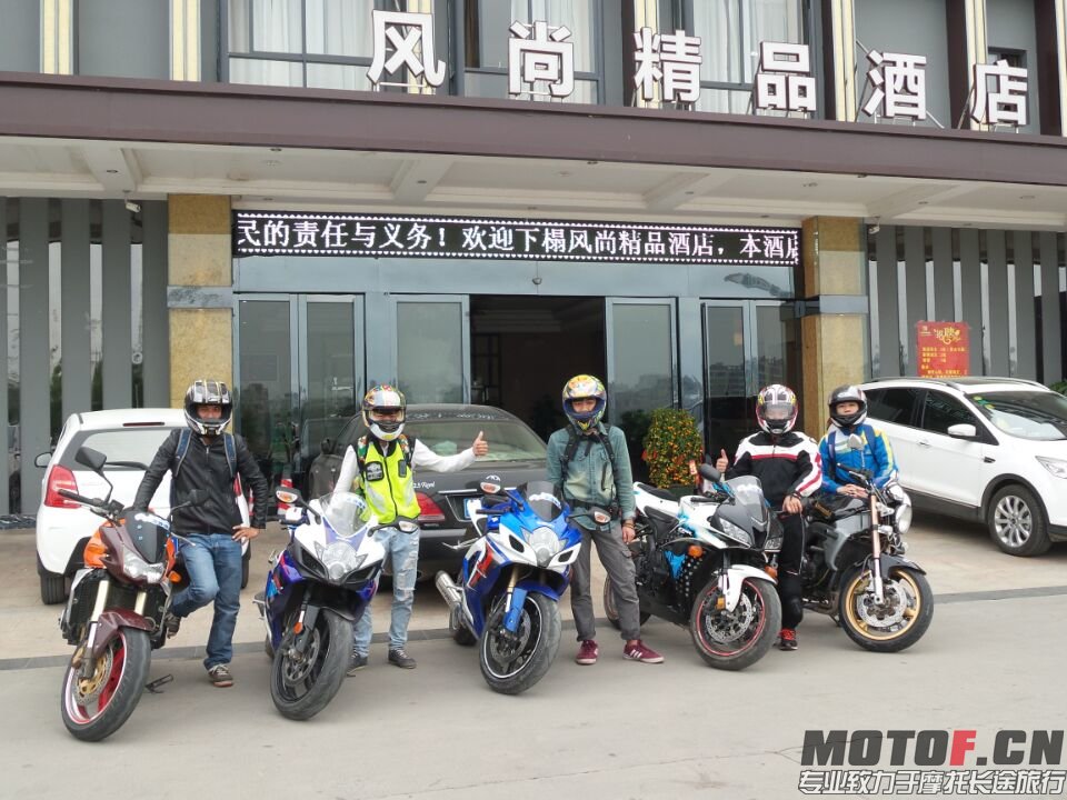 19D7AD3B93802004D9F136350B117BFB.jpg