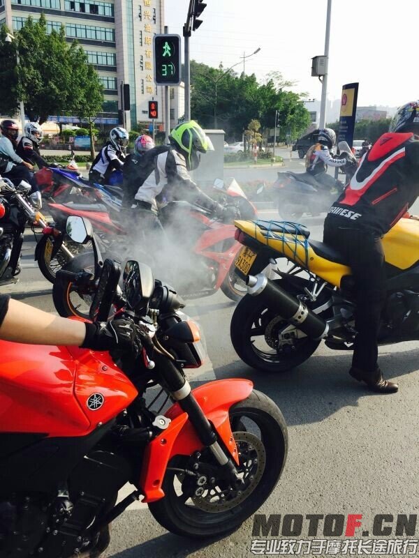 QQ图片20150404194437.jpg