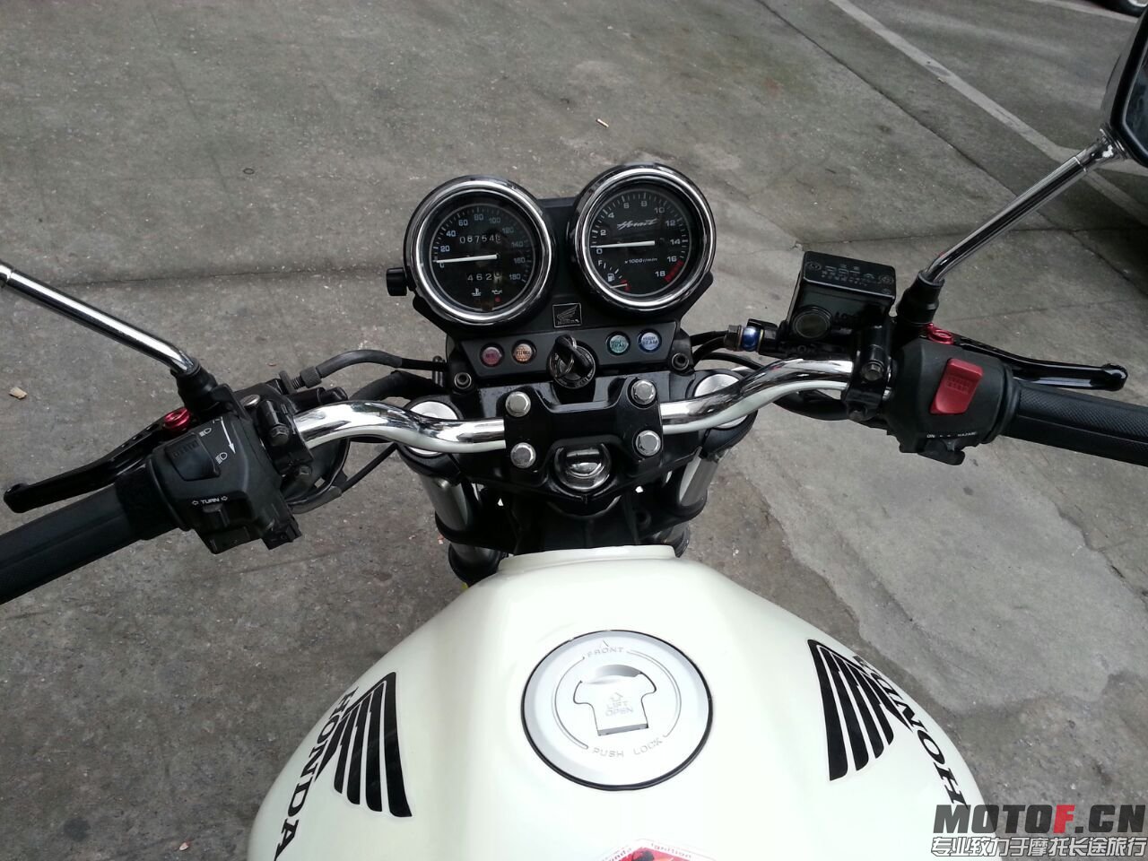 QQ图片20150410173721.jpg
