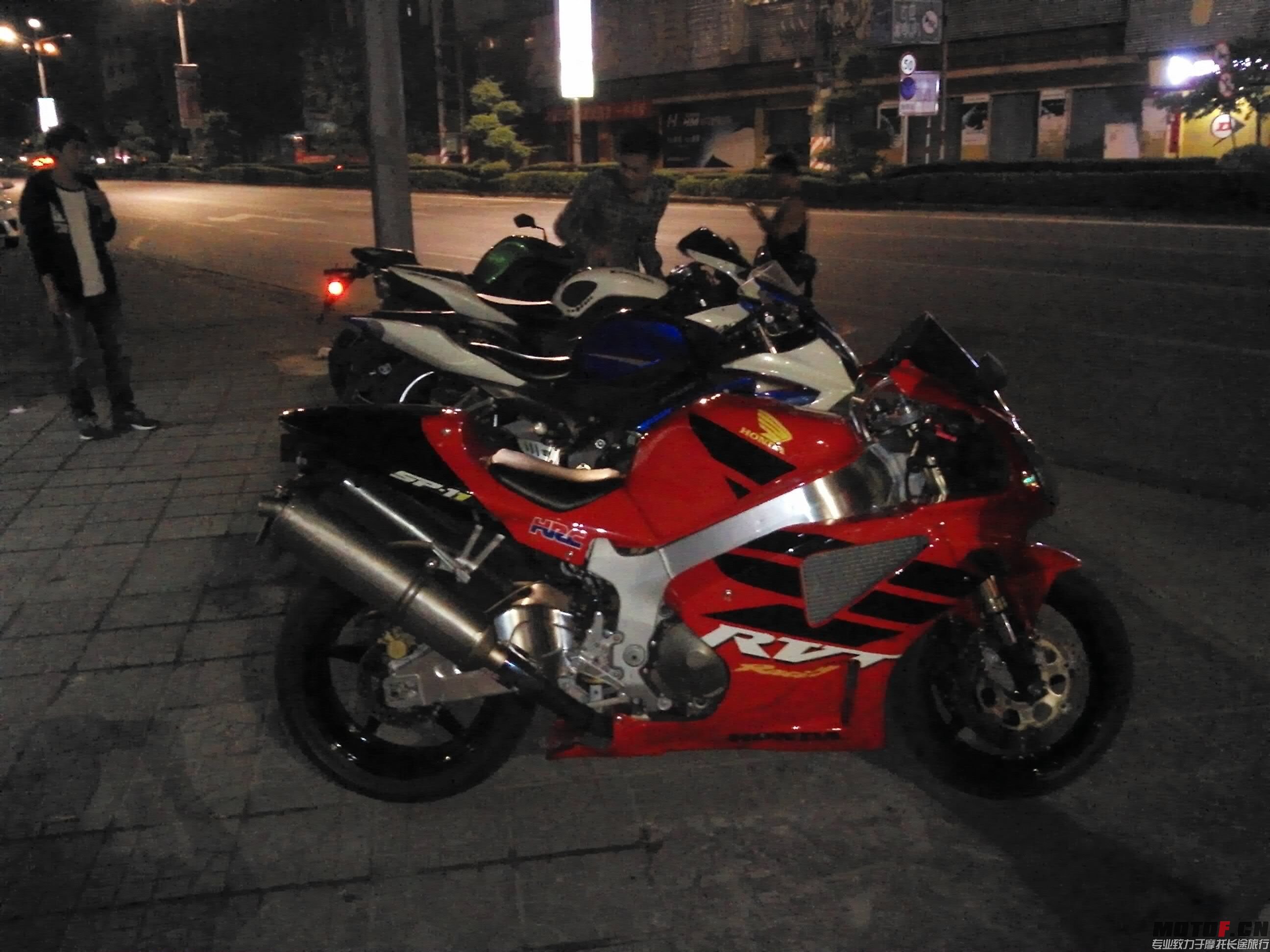 QQ图片20150419030742.jpg