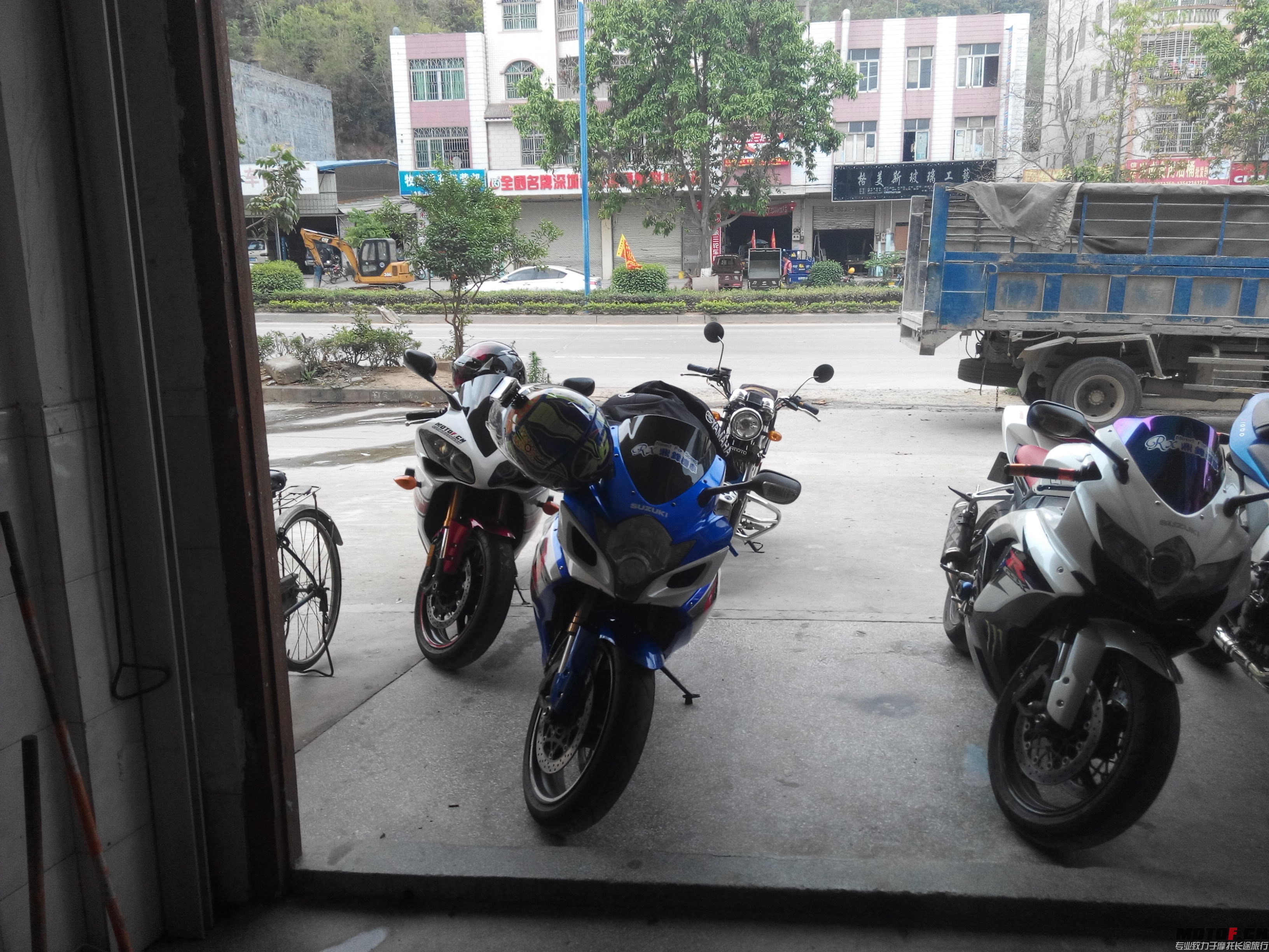 IMG_20150420_120630.jpg