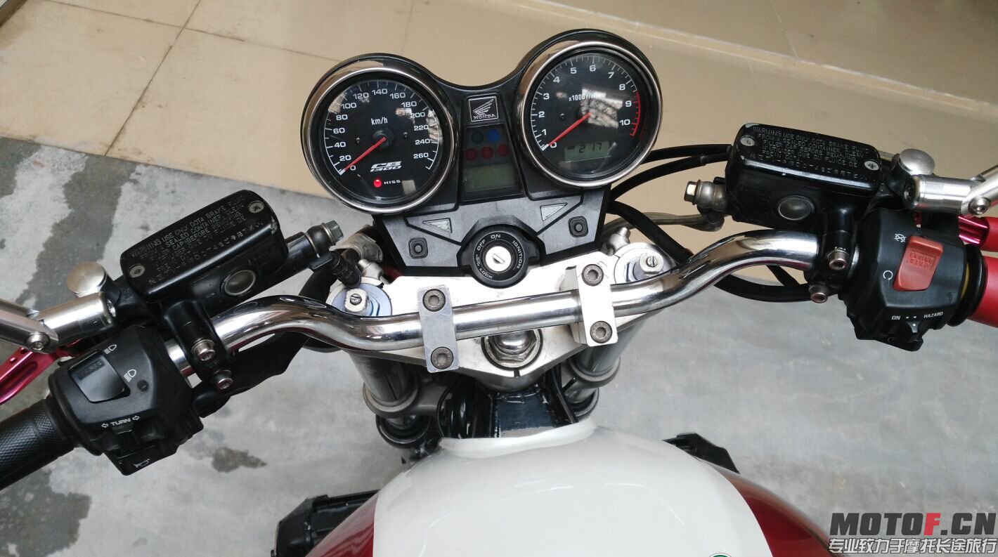 QQ图片20150422172959.jpg