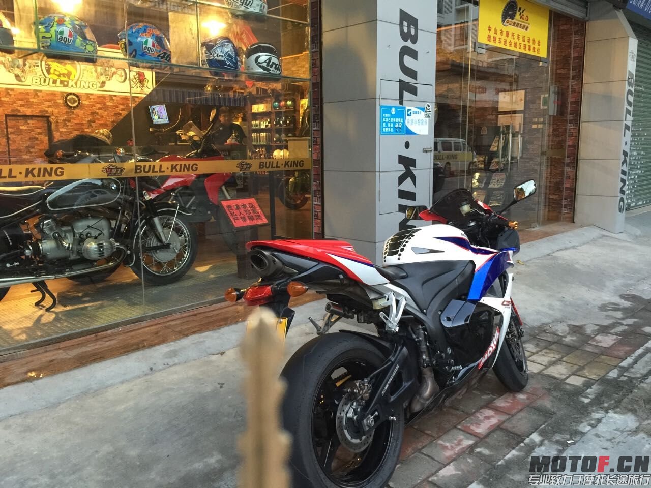 QQ图片20150425075214.jpg