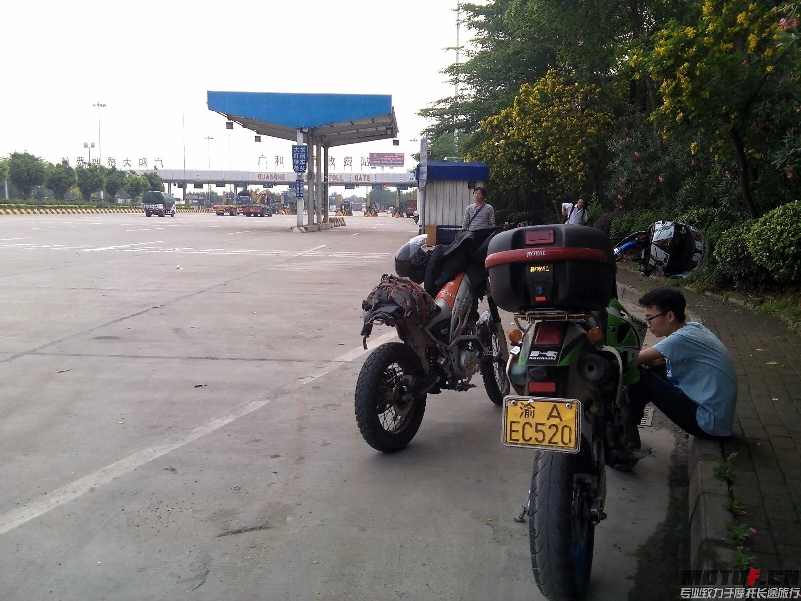 psbCAV8JQ2F.jpg