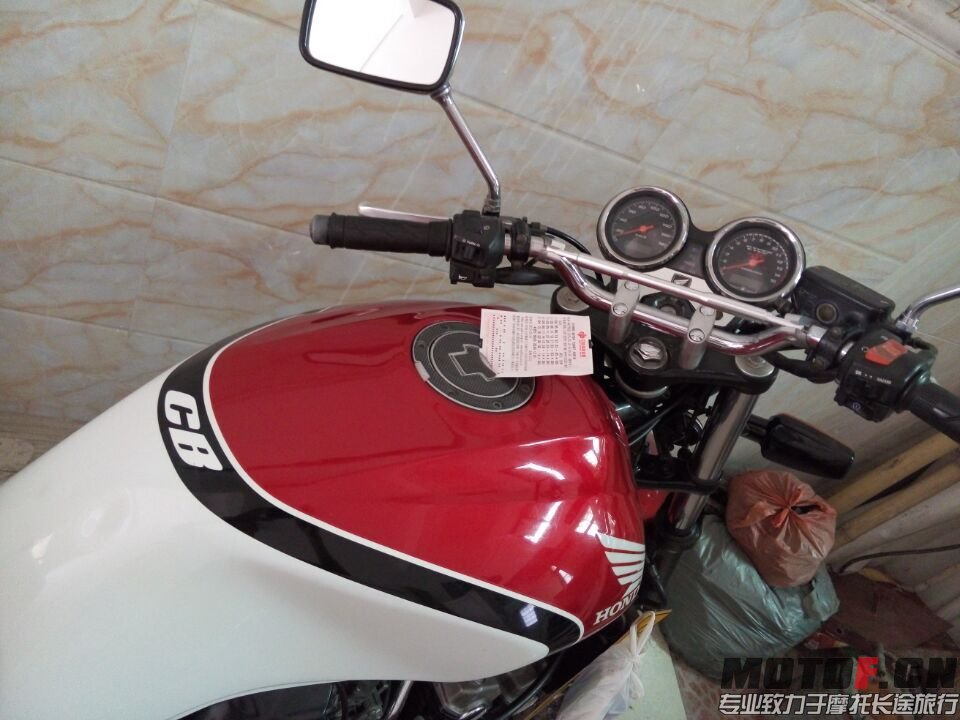 QQ图片20150514210859.jpg