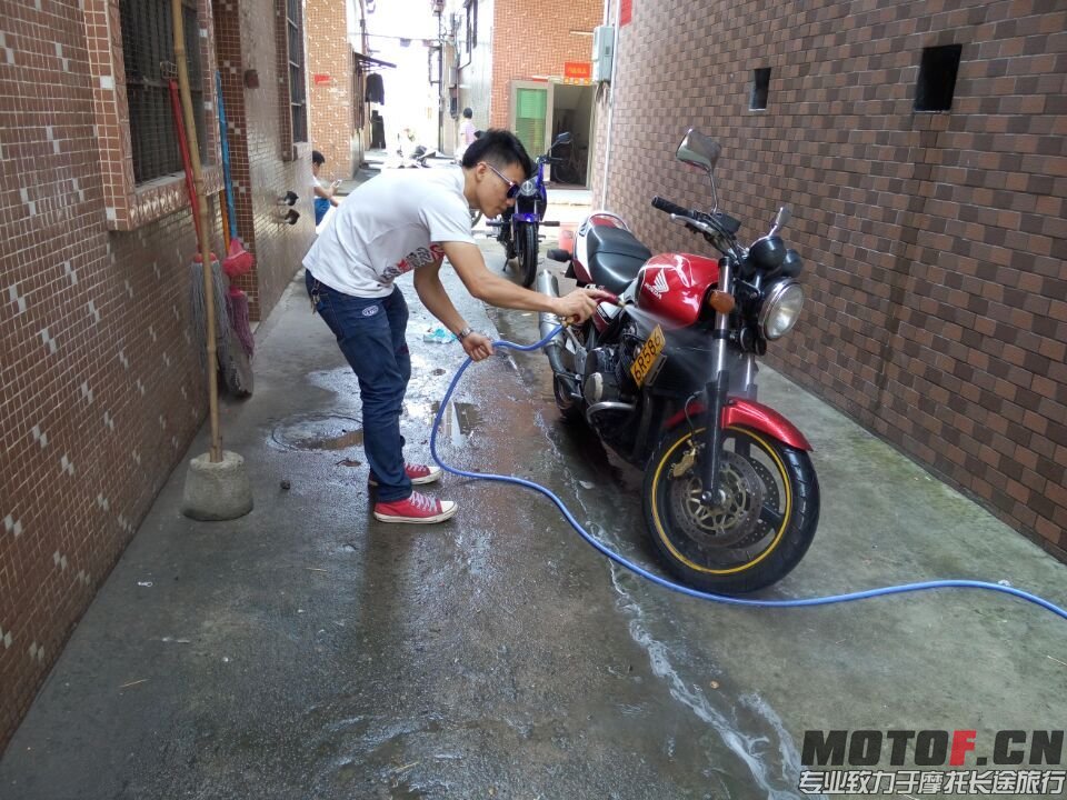 QQ图片20150514210918.jpg