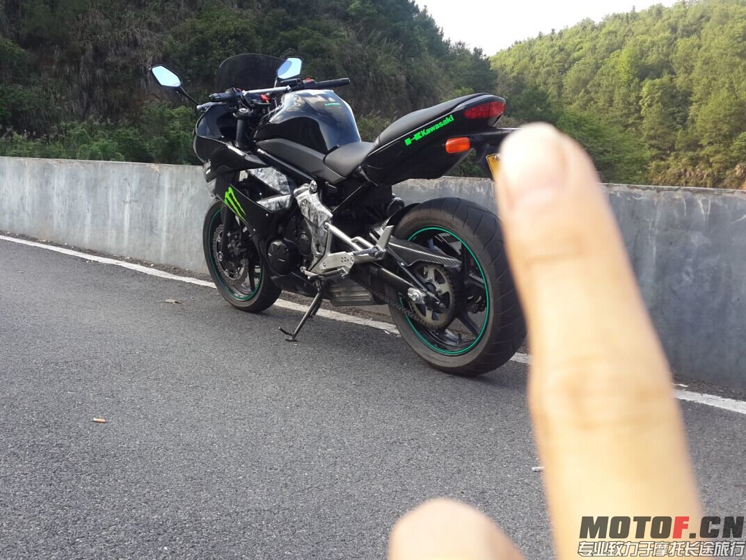 QQ图片20150515180130.jpg