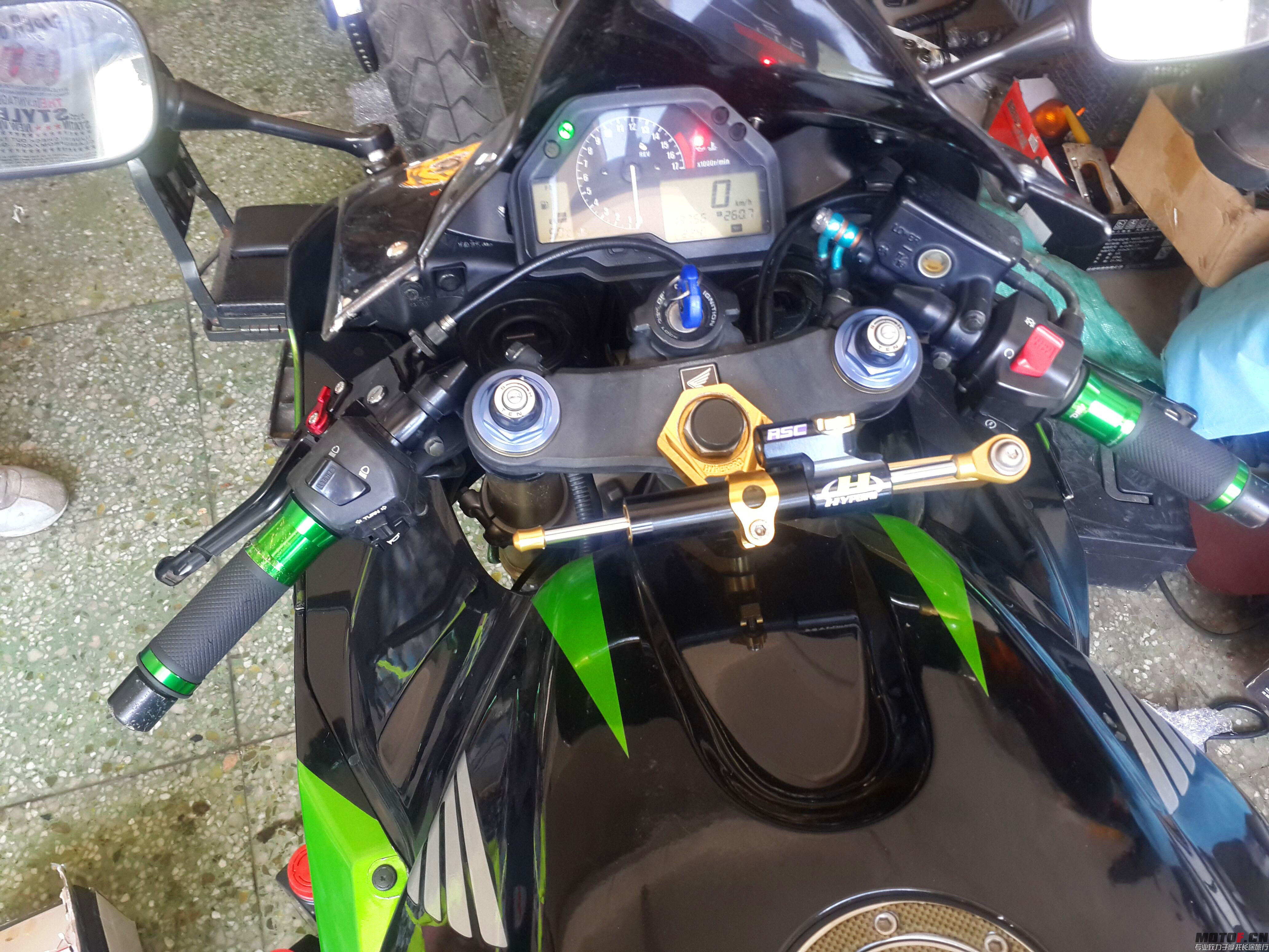 QQ图片20150416231637.jpg