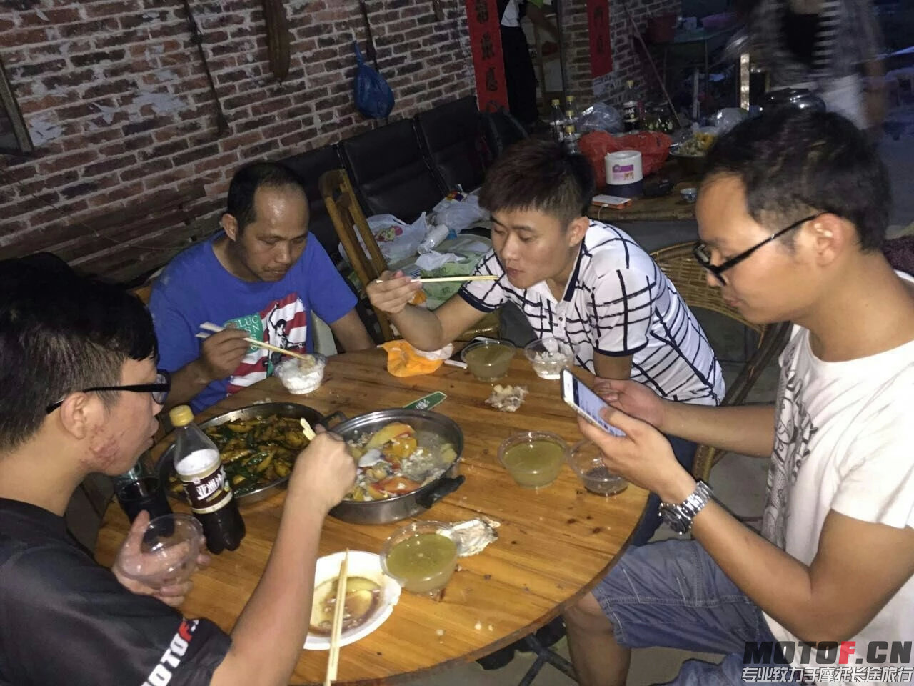 psbCAL2PX1O.jpg